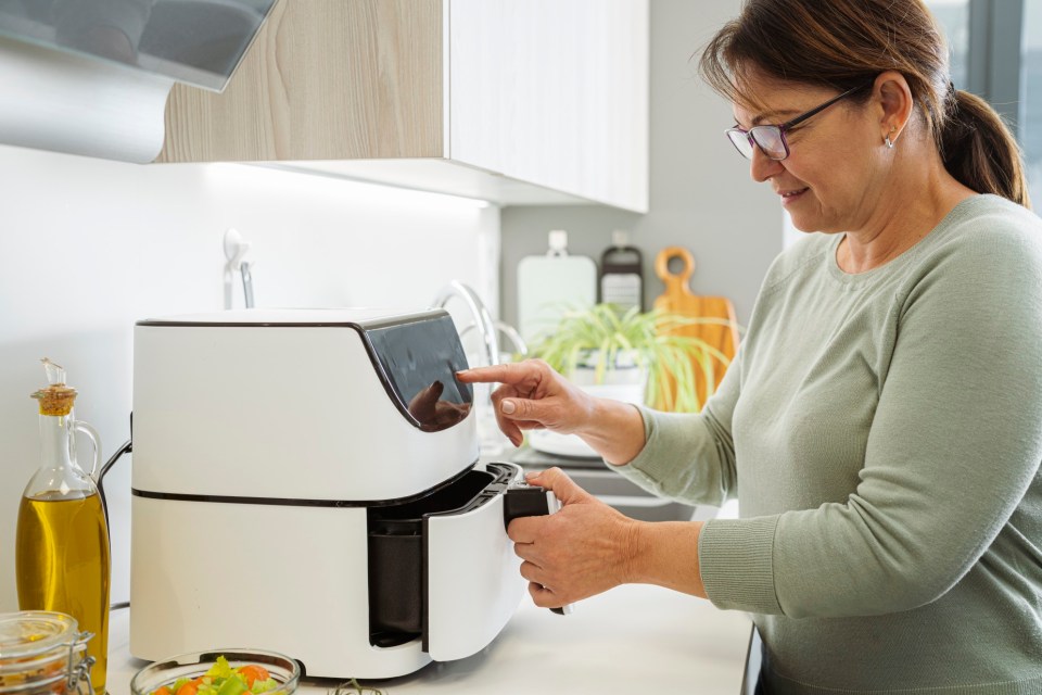 Rentner erhalten kostenlose Technologien: wie man bei den Nebenkosten spart
