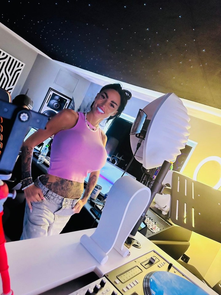 Katie Price is preparing for a musical comeback: the former model recorded a track with Ed Sheeran's producer