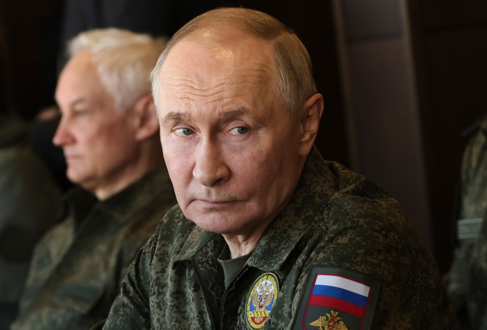 Глава MI6: Путін не зацікавлений у мирних переговорах і лише тягне час