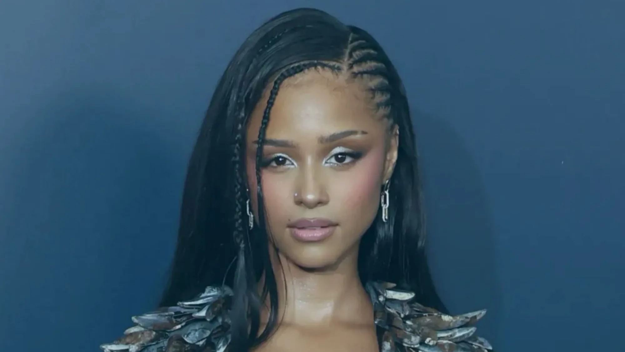 Ukrainian singer Tyla impressed the audience at the Glamour Awards: a sensational look with mussels
