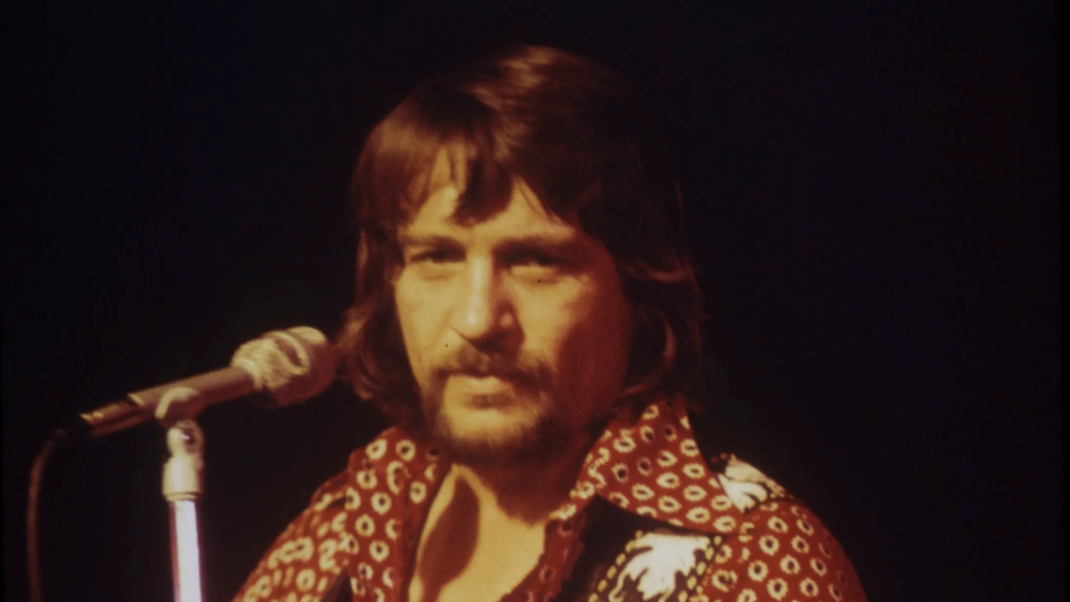 Heirs of Waylon Jennings Found Unseen Footage from Dukes: Unique Recordings