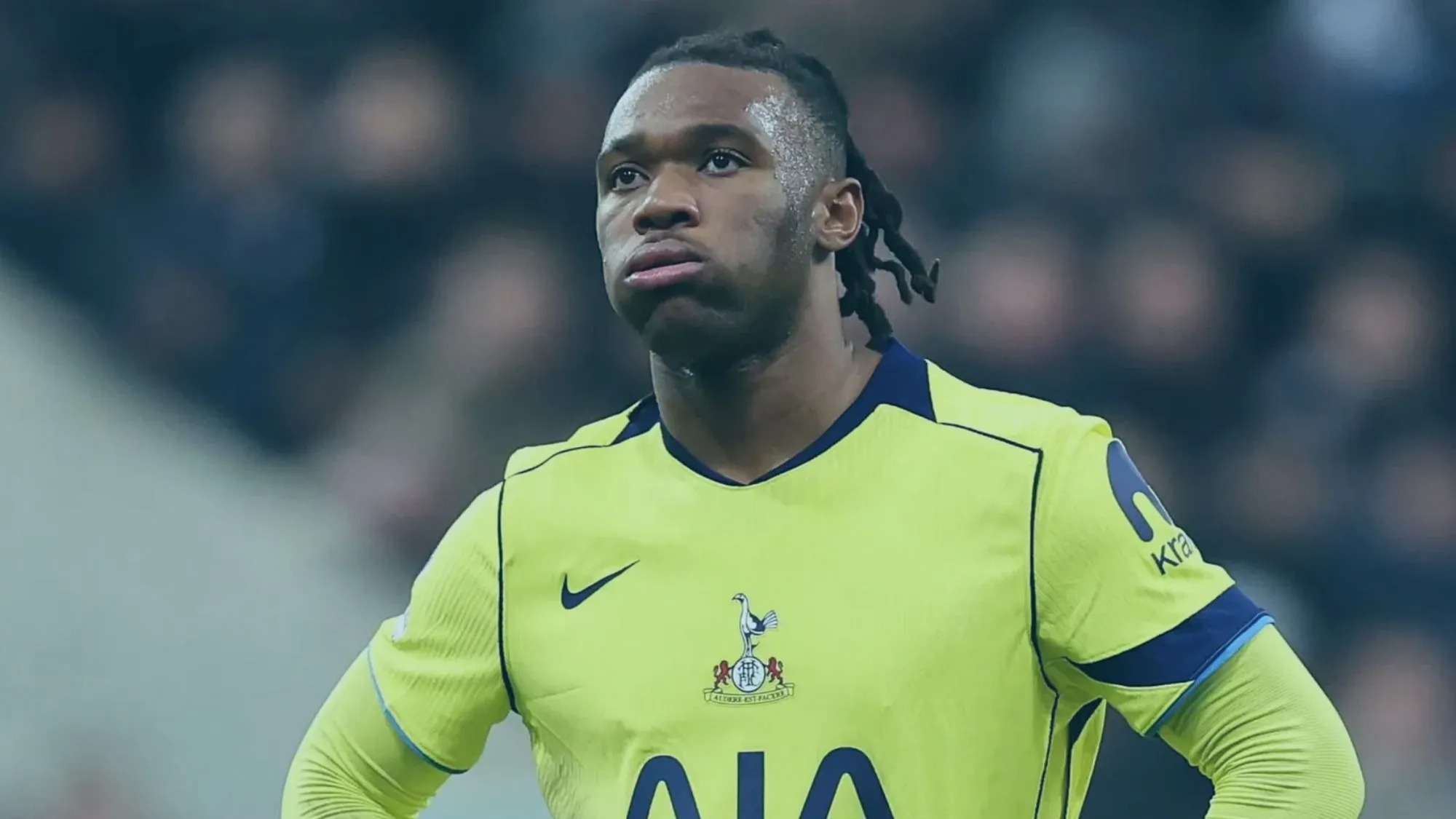 Футболіст Tottenham зіткнувся з озброєним погрозом у Лондоні: подробиці інциденту