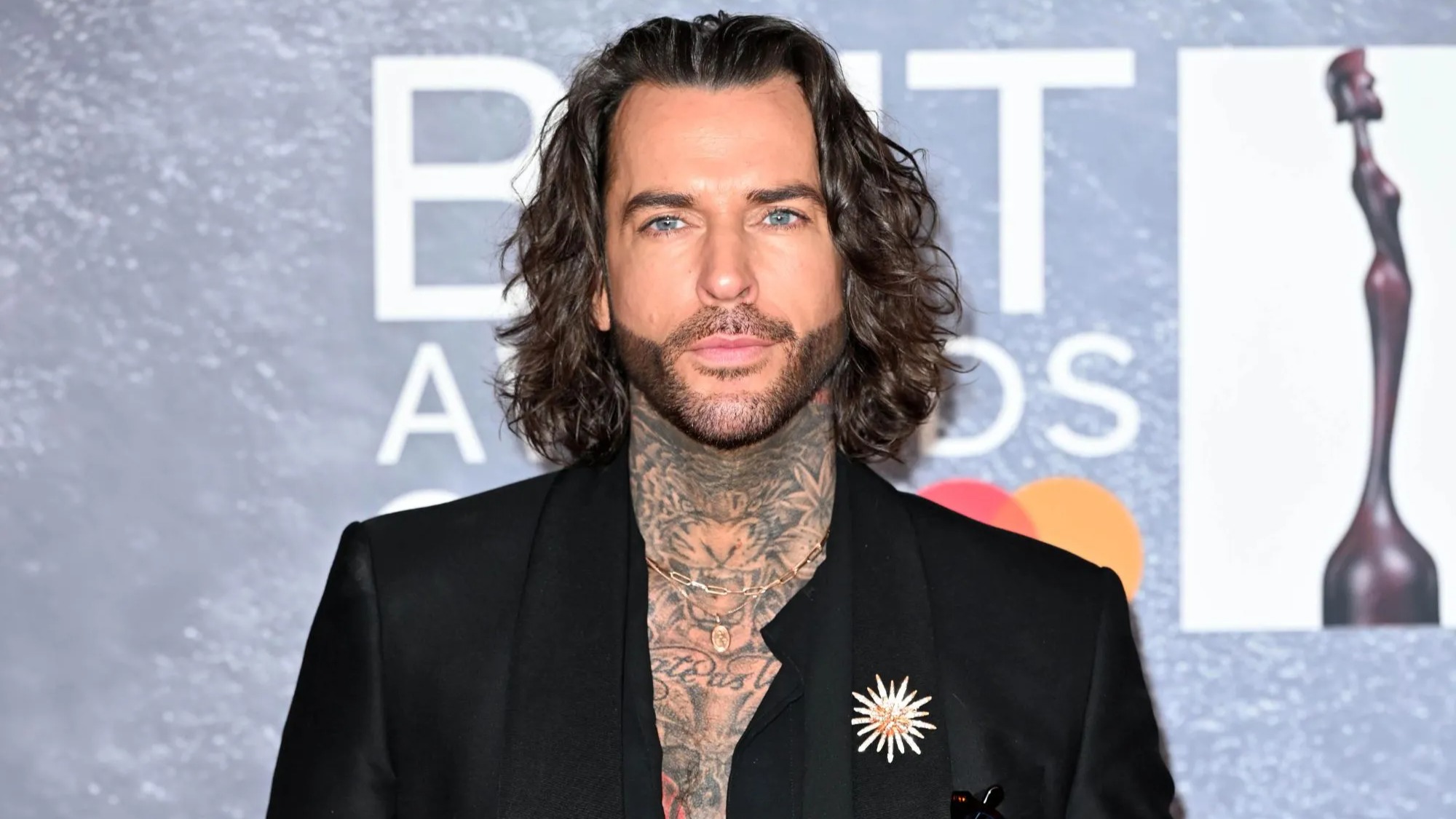 Pete Wicks suffered serious facial injuries after a fall: what happened on Christmas