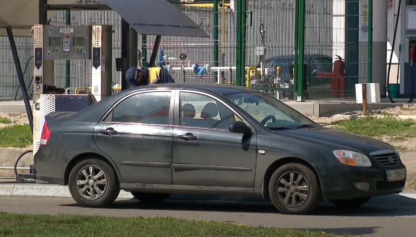 Gas prices are rising again: drivers were shown how much it costs to fill up in Ukraine