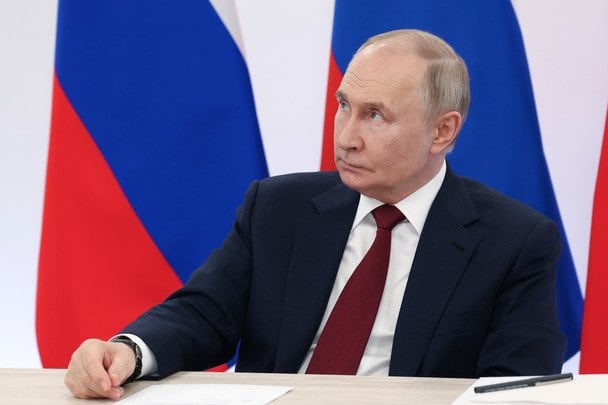 Путін звинувачує Україну у відмові від миру