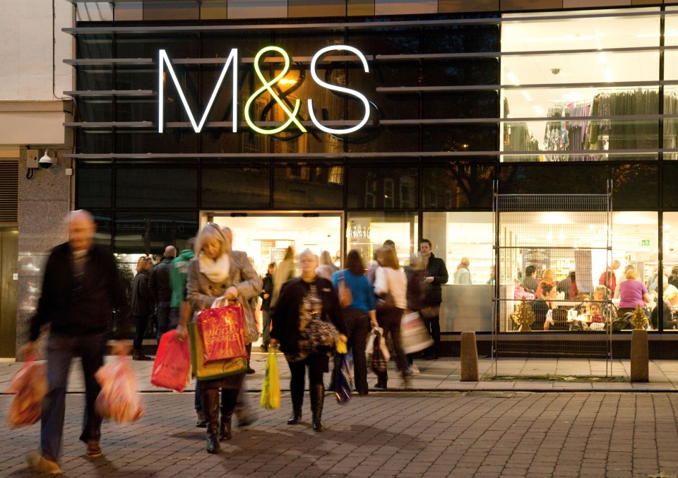 M&S запустив нові Halloween-продукти: унікальні солодощі та десерти