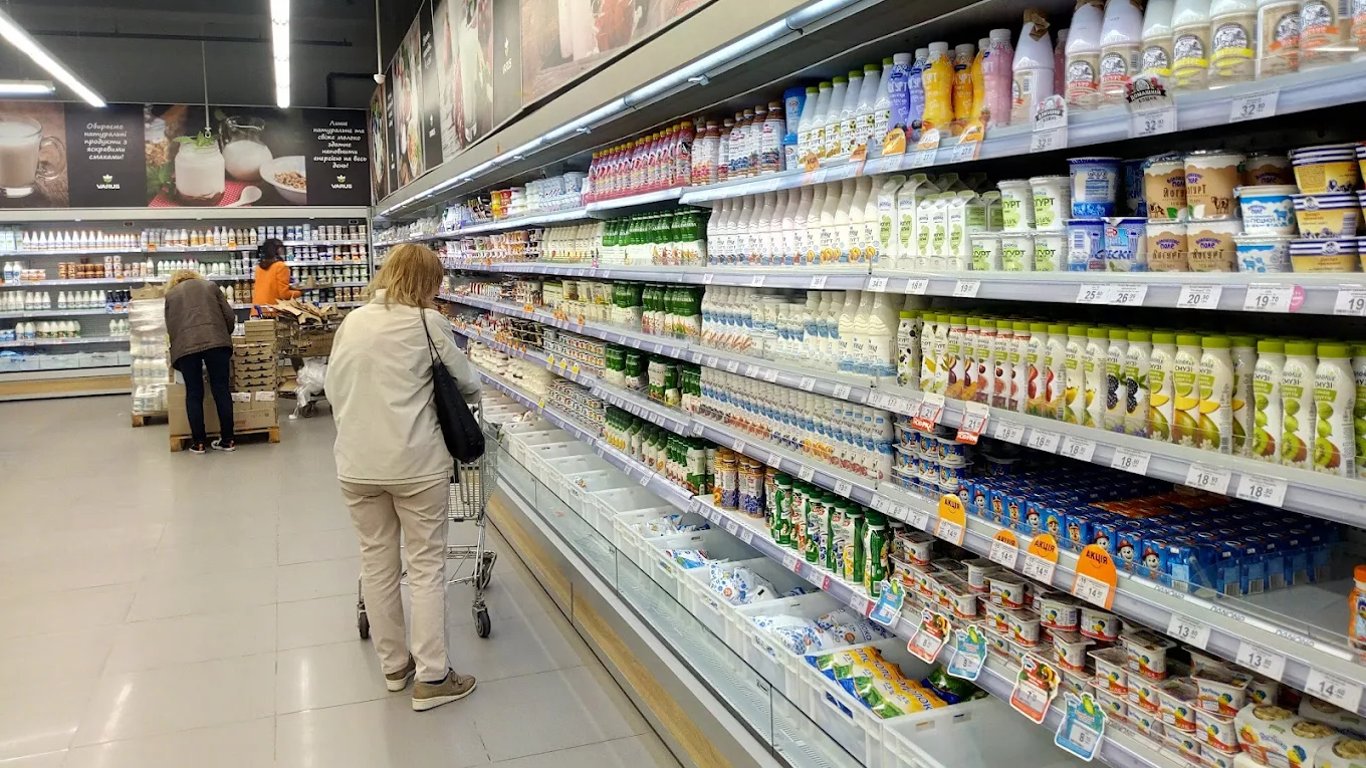 31 января в «Варусе» и «Сильпо» стартовали распродажи: на какие товары цены упали на 30–50%