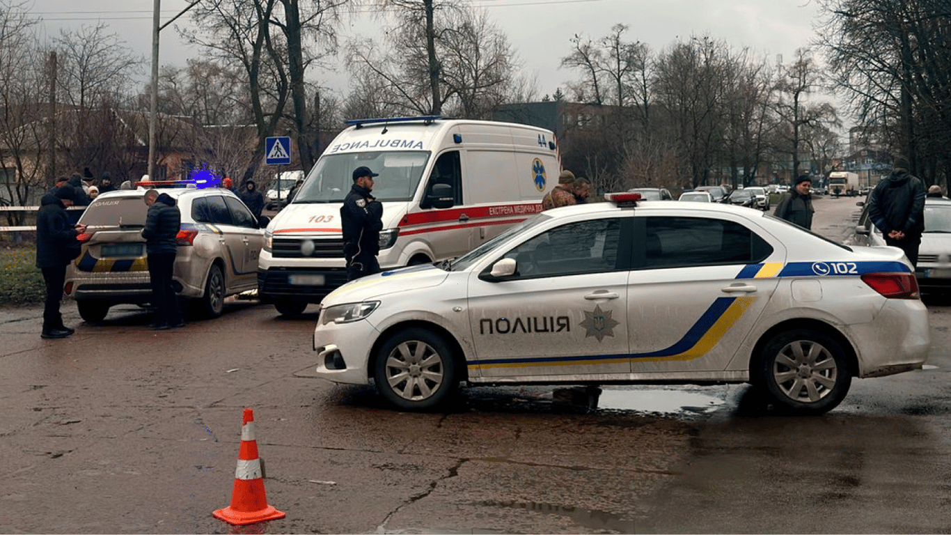 Пострадавшие дети после взрыва в школе