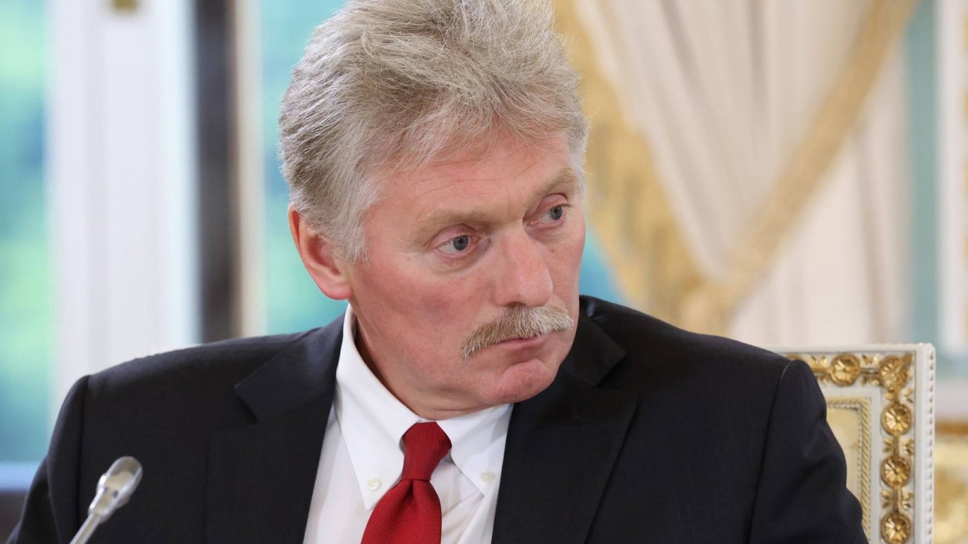 Пєсков визнає війну з Заходом