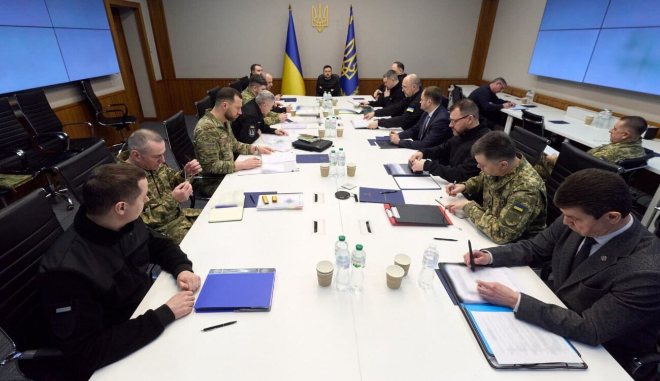 Запити на допомогу Україні