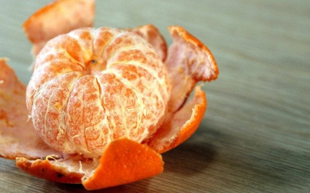 Skórki mandarynkowe to nie śmieci: 10 zaskakujących sposobów wykorzystania