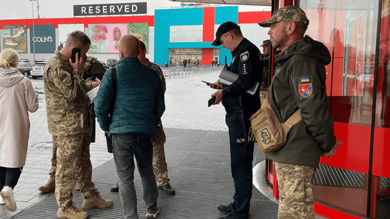 Was tun, wenn die Einberufungsgruppe kommt? Ihre Rechte im Detail