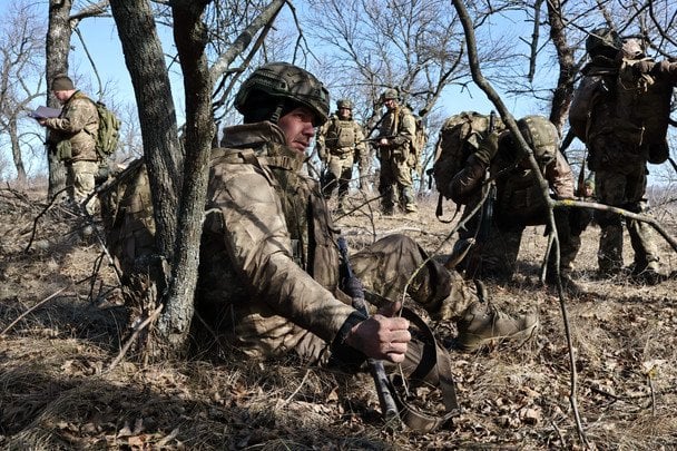 Brak realnego doświadczenia u zagranicznych szkoleniowców skłania Sztab Generalny do przeniesienia szkoleń wojskowych do Ukrainy