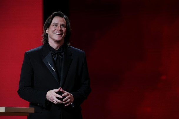 Jim Carrey with kitten Minzy at Césars