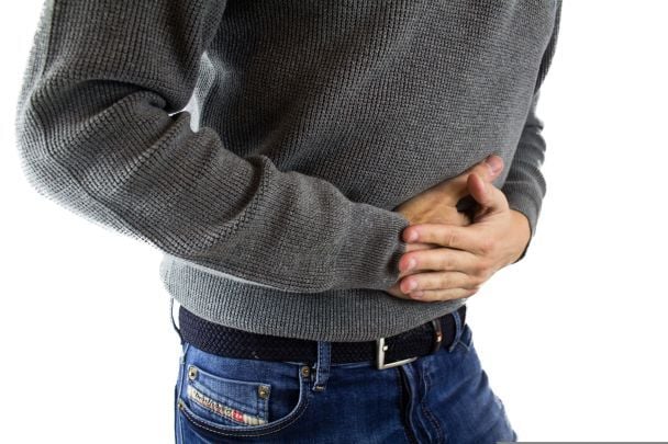 Wzdęcia brzucha dotykają każdego czwartego: 7 prostych sposobów na pozbycie się problemu