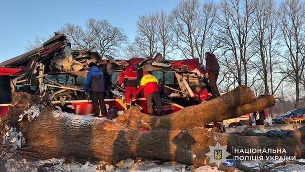 Автобус Вена–Киев попал в аварию на украинской трассе: пострадали девять человек