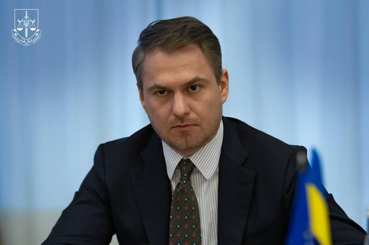 Mit 35 Jahren an die Spitze: Russlan Krawtschenko als jüngster Generalstaatsanwalt der Ukraine vereidigt