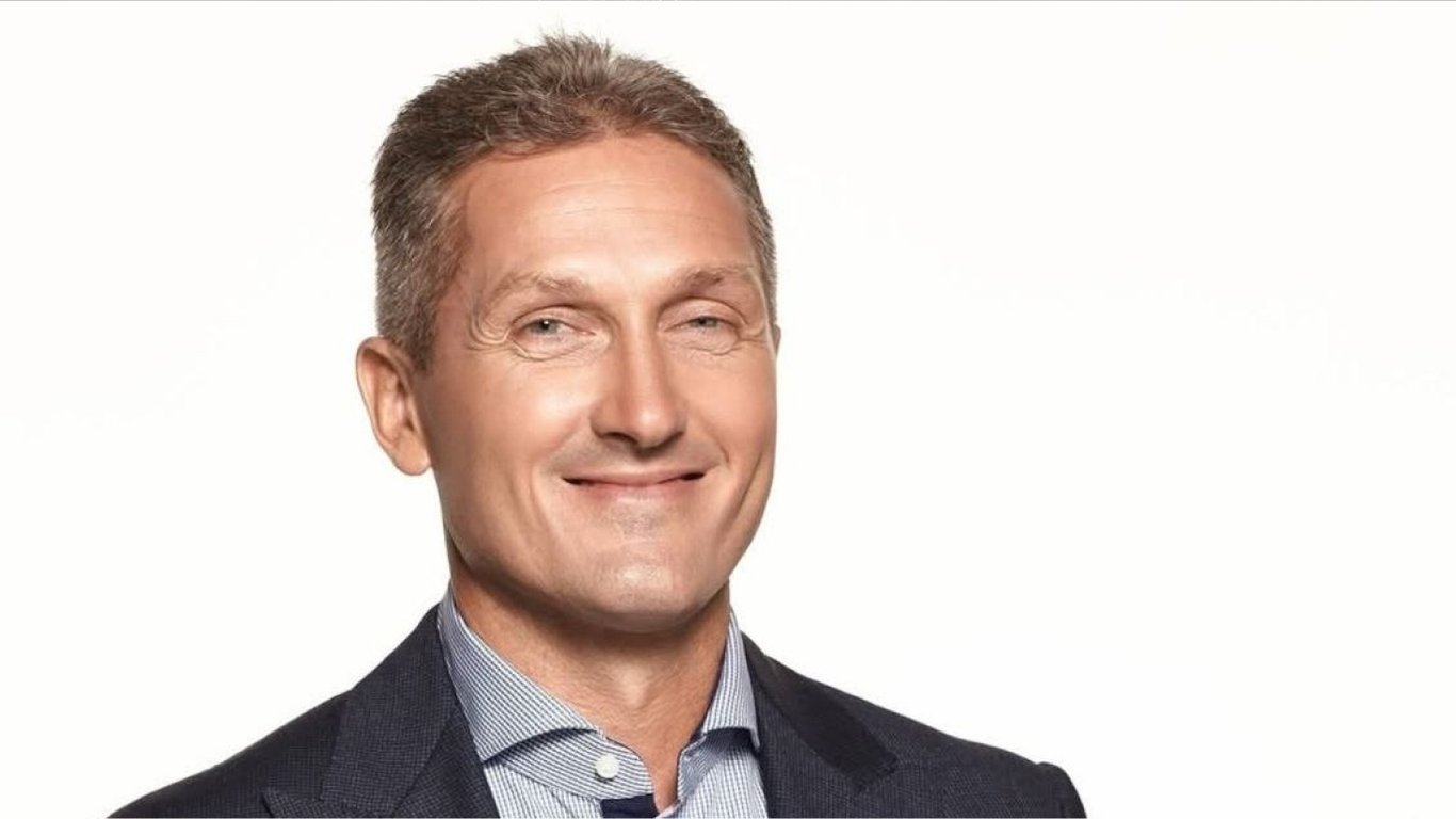 Miliony i Porsche dla córki – oto jak odeski radny rozliczył się z majątkiem