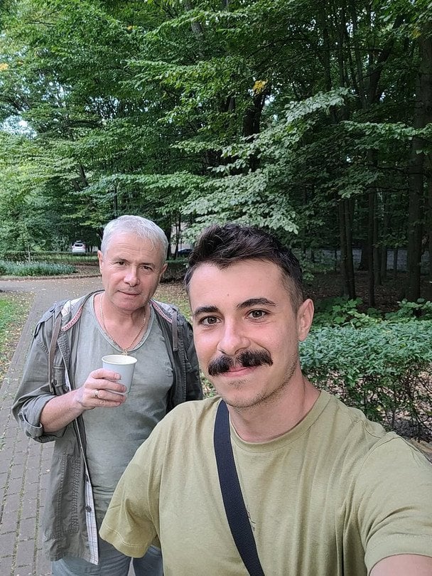 Син Костянтина Грубича з протезом