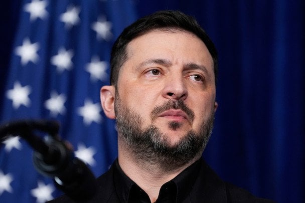 Зеленский высказался о размещении иностранных военных контингентов