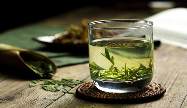 Do siedmiu razy sztuka! Jak wielokrotnie parzyć zieloną herbatę