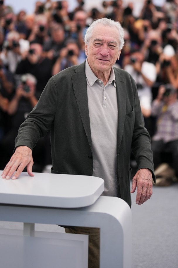 Robert De Niro addressed Ukrainians: wished for peace and said Glory to Ukraine