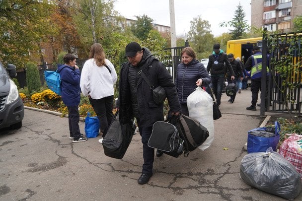 Эвакуация из Донецкой области продолжается: 90 человек расселены в безопасных регионах за две недели