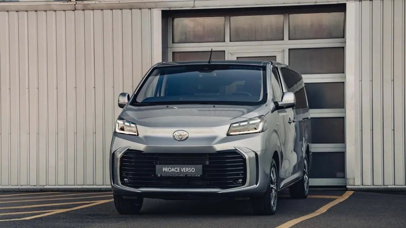 Toyota Proace 2026: nowy silnik wysokoprężny i niższe spalanie