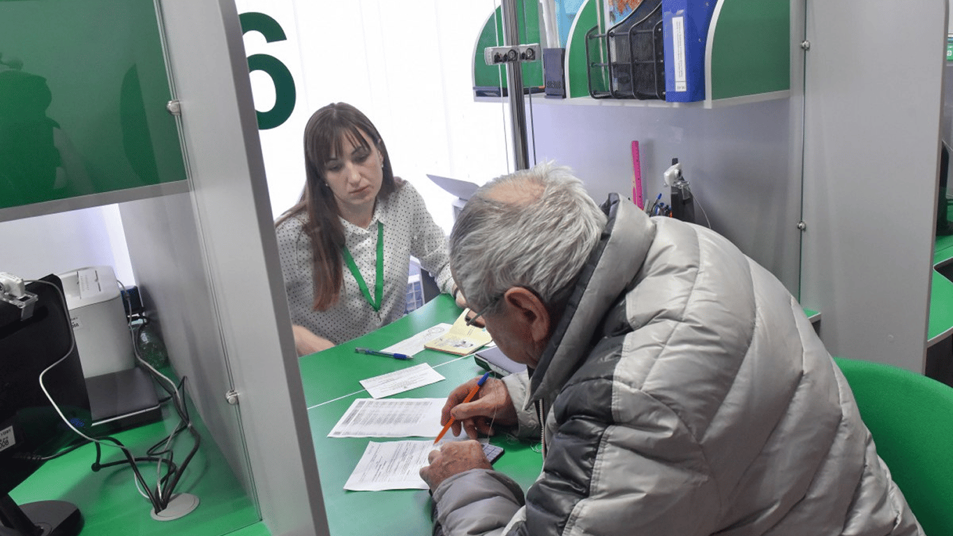 Повышение пенсий на 12,1% в 2026 году: как получить все причитающиеся средства