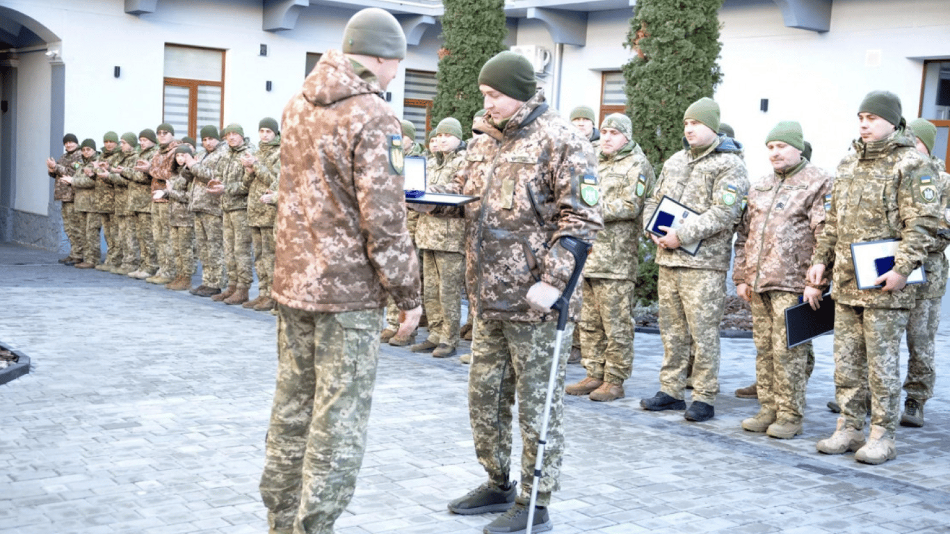 Czy medal „Za Rany” daje żołnierzom dodatkowe przywileje?