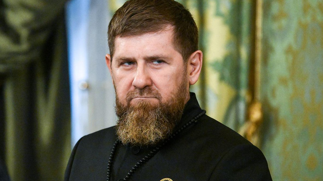 Кадыров опроверг слухи о ДТП с сыном и задался вопросом о приоритетах мировых СМИ