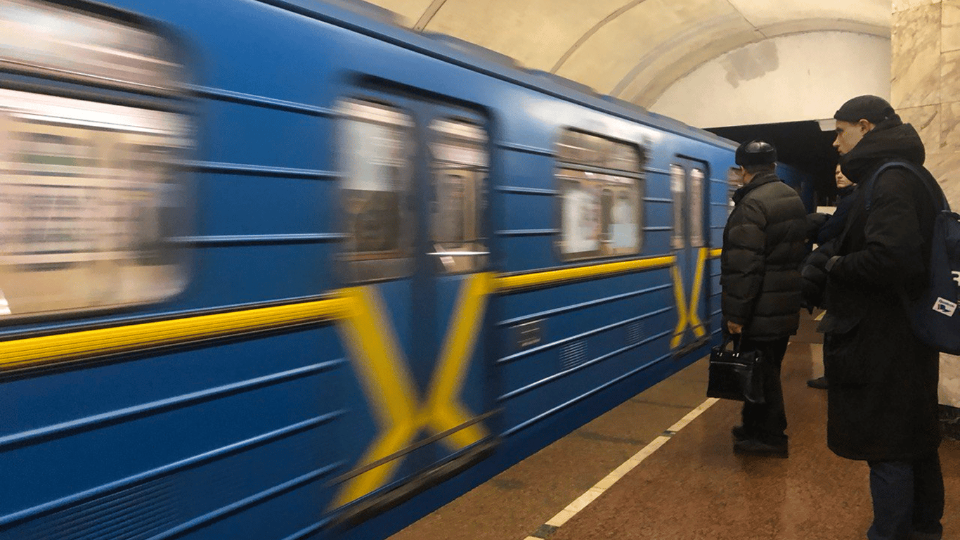 Ukryta stacja metra w Kijowie: co kryje się w tunelu między Dorożżyczami a Łukjanówką?