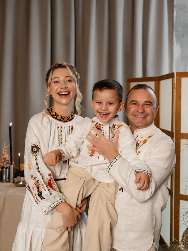 Ukrainian Singer Viktor Pavlyk and Blogger Kateryna Repiakhova Invest in Apartment for Their 4-Year-Old Son