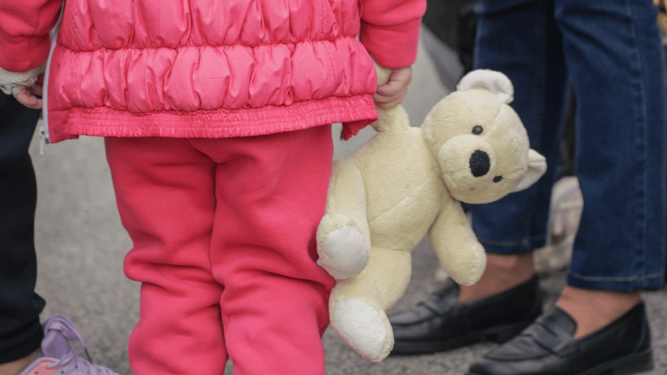 Nowe przenośne stacje zasilania dla dzieci z niepełnosprawnościami – rząd przeznacza środki na 2000 urządzeń