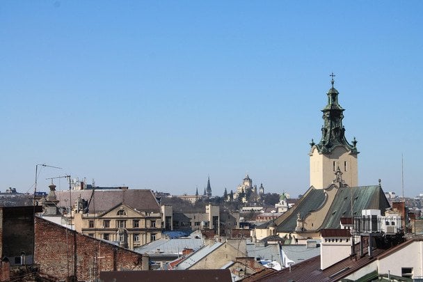 Детская площадка после атаки дрона