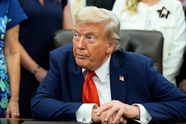 Трамп з кислим молоком на зустрічі