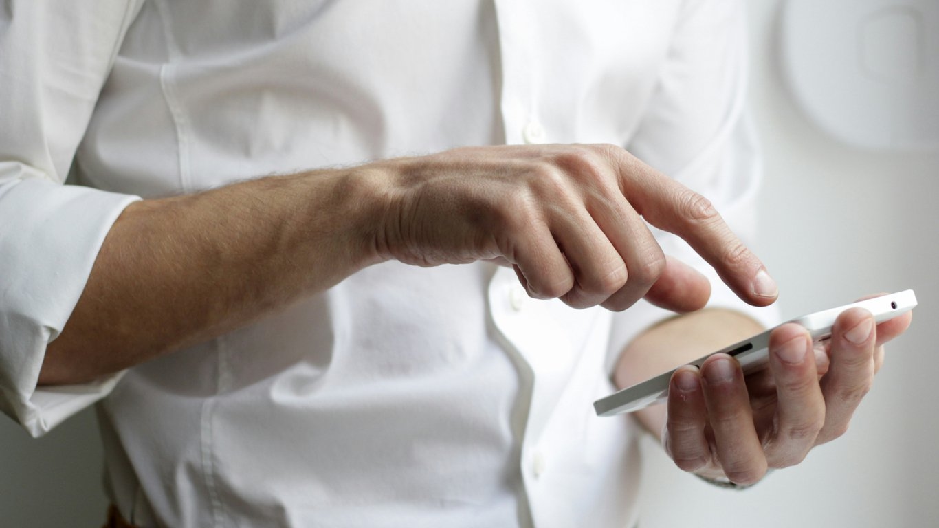 Cybercriminals attack via SMS messages
