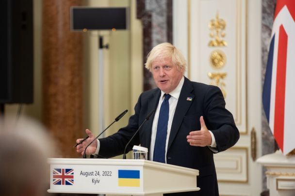 Boris Johnson apeluje o wysłanie wojsk pomocniczych na Ukrainę. Jakie mogą być skutki?