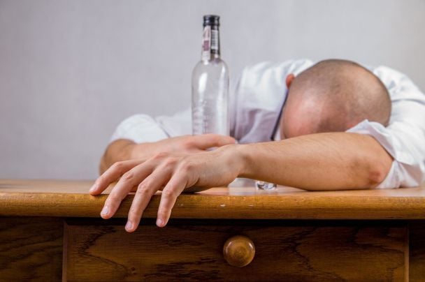 Suchy styczeń: jak miesiąc bez alkoholu zmienia zdrowie według danych nauki