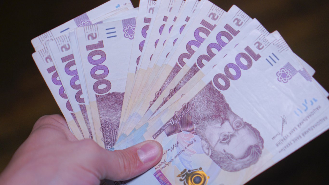 Dniepr: UNHCR wznowiło nabór na świadczenia pieniężne. Kto może dostać 10 800 hrywien?