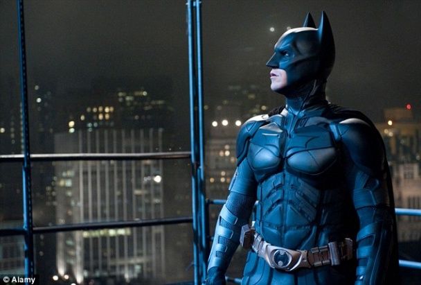 Batman w metrze zwiększył dobroć pasażerów: wyniki eksperymentu
