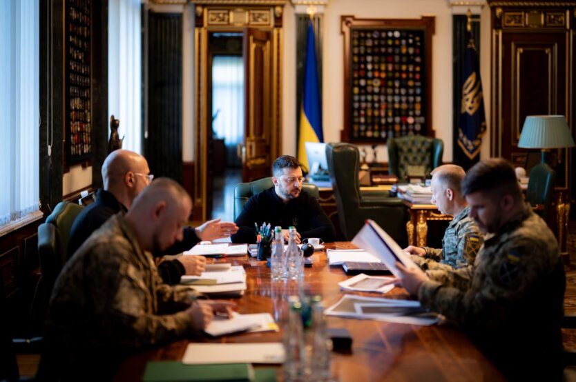 Зеленський провів військову нараду: результати контрнаступу та нові рішення