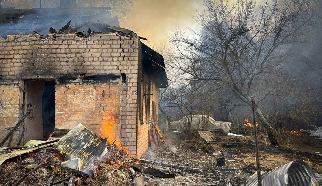 Руйнування після обстрілів Сумщини