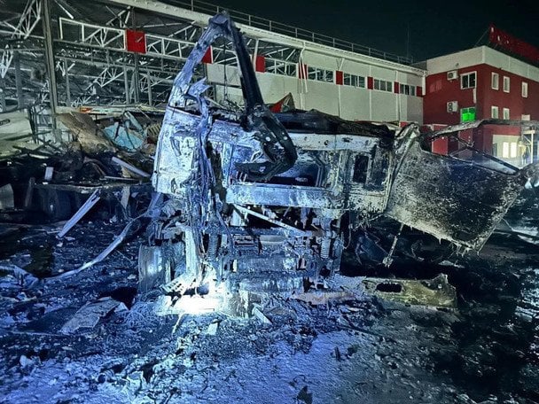 Россия атаковала Новую почту в Харькове: погибли четверо сотрудников