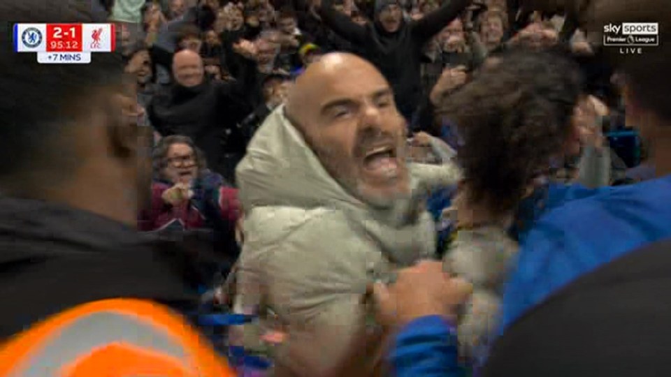 Chelsea besiegte Liverpool: Trainer Enzo Maresca nach dem Tor in der Nachspielzeit vom Platz gestellt