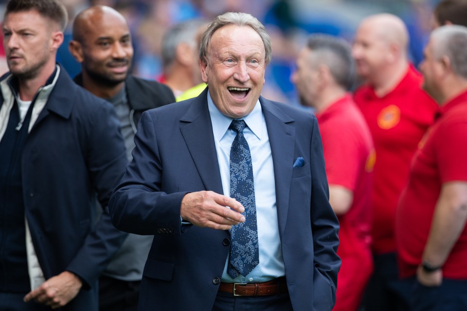 Neil Warnock bietet seine Dienste Manchester United an: Was der legendäre Trainer angeboten hat