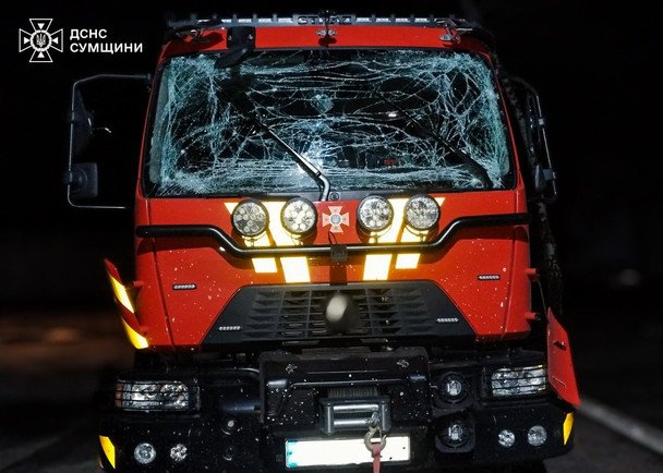 Російський удар по рятувальниках у Сумах