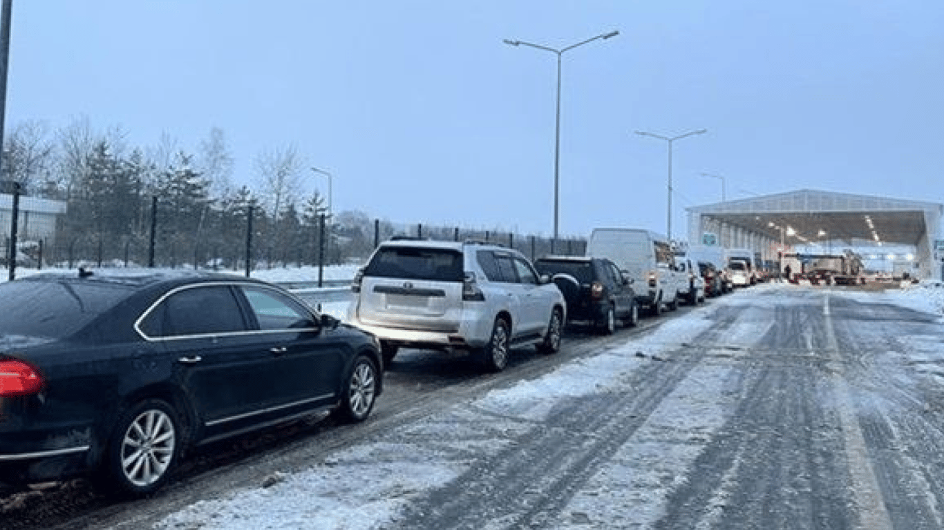 Пробки на границе с Молдовой: путь в Рени растянулся до пяти часов