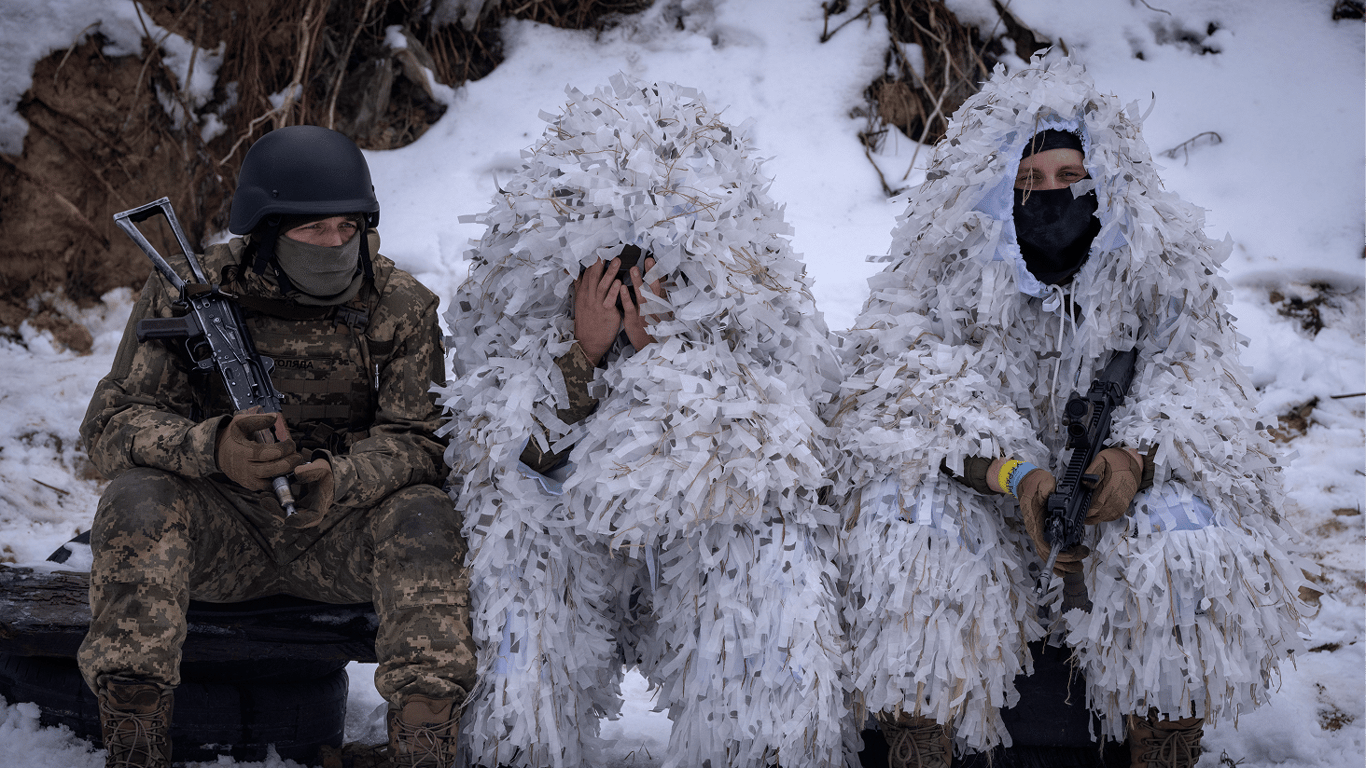 Zelenskyy signs law for foreign military personnel