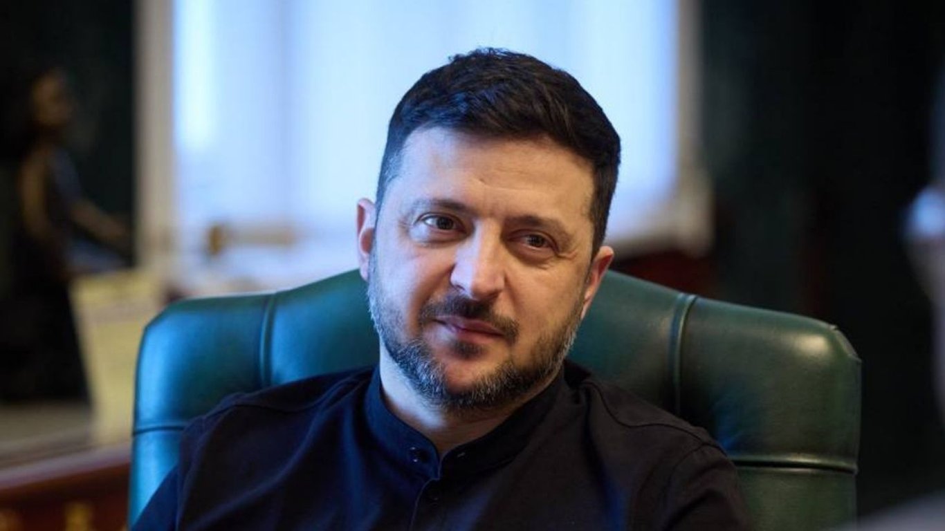 Зеленський обговорює комендантську годину